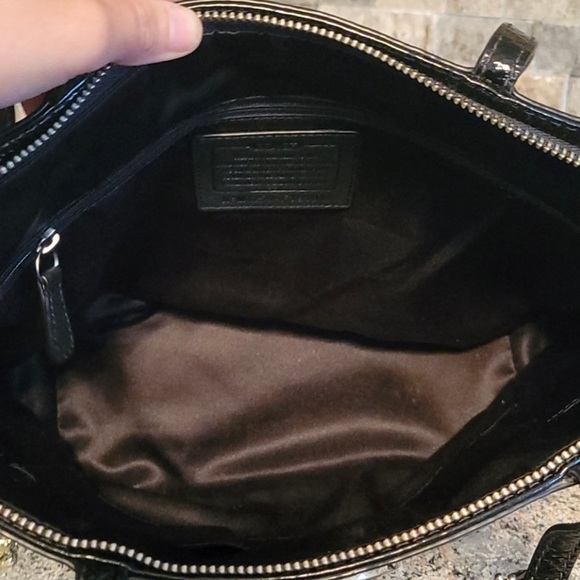 Coach Shiney Patent Leather Black Bag - Picture 2 of 5